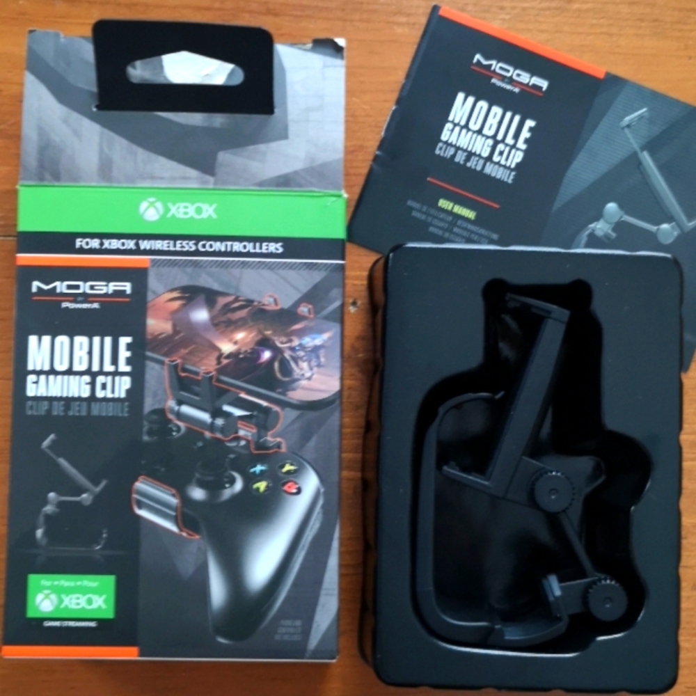 New in Box for XBOX Mobile Gaming Clip
